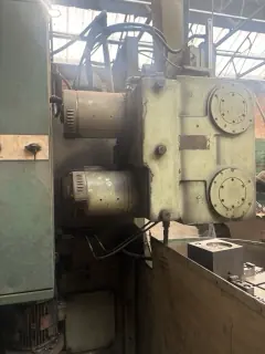 Webster " Bennett 36" V Series Vertical Boring Mill — photo 4 of 5